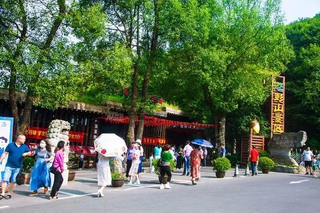 商業(yè)模式系統(tǒng)軟件開(kāi)發(fā)之：不花一分錢(qián)，荒山變景區(qū)